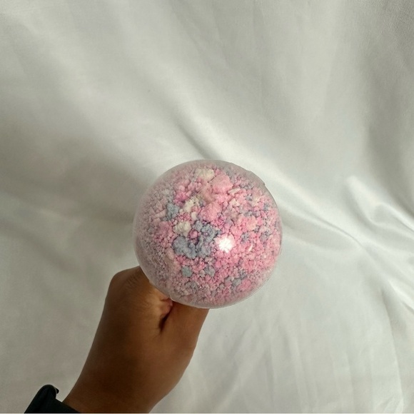 Nwt Feeling Smitten Rainbow Magic Push Up Bath Confetti - Picture 4 of 4